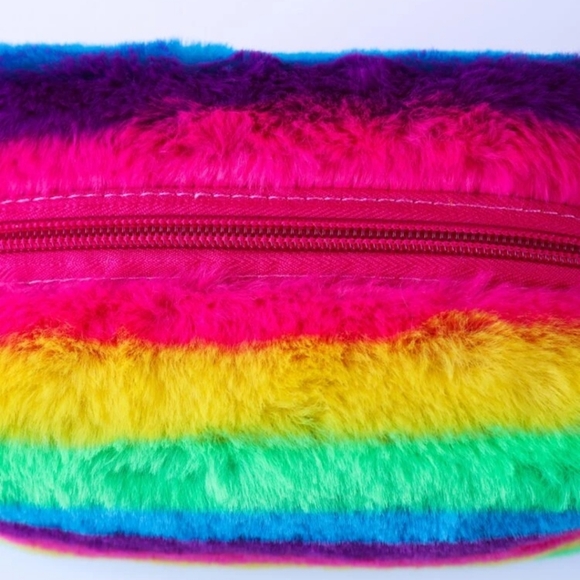 Fuzzy makeup bag 💙💜💚💛❤ - Picture 4 of 7